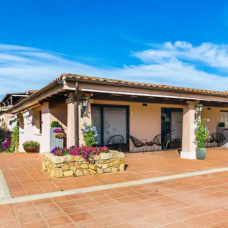 Gasthuis Relais Il Corallo Porto San Paolo (Sardinia)